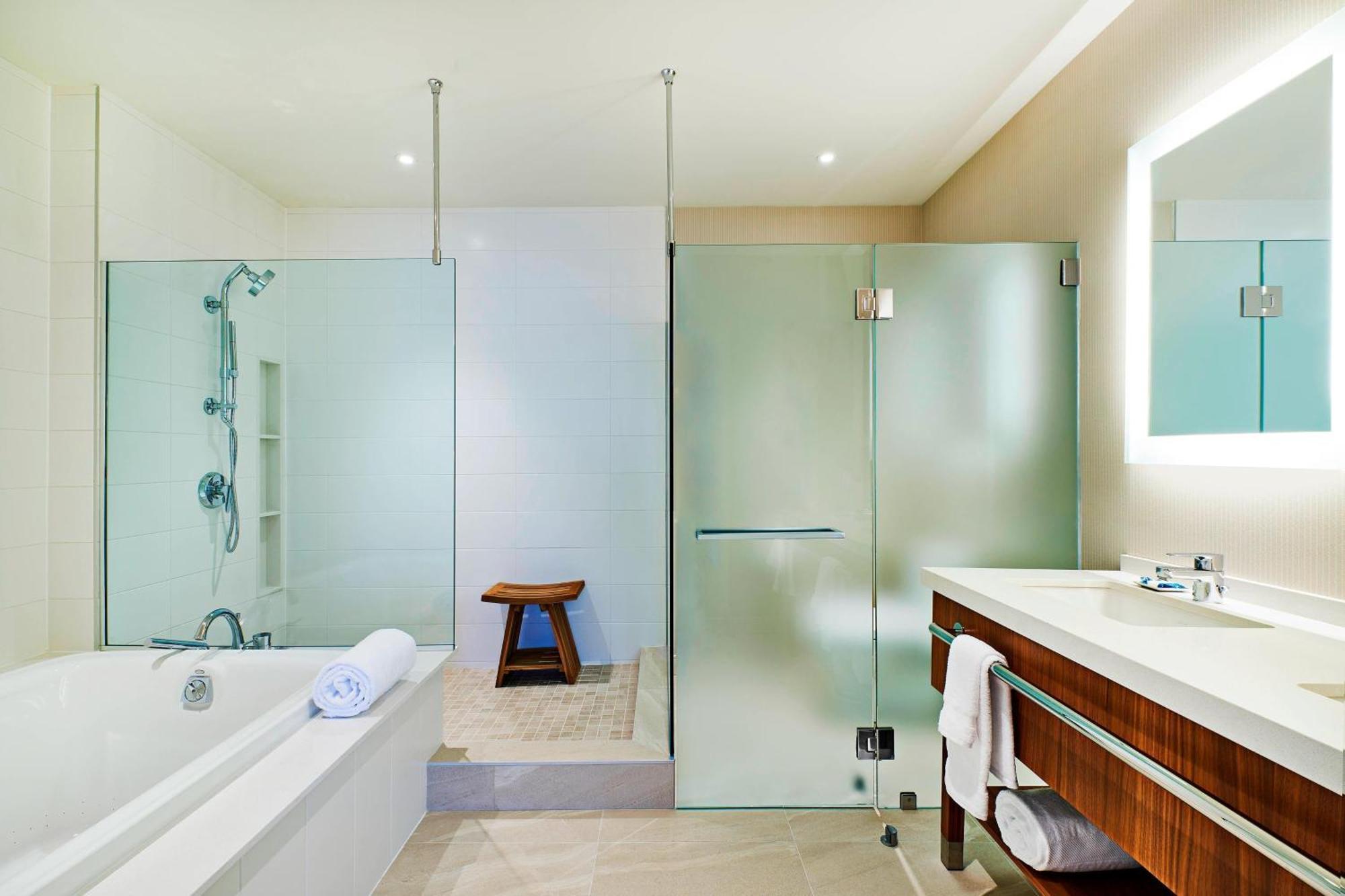 Delta Hotels By Marriott Dartmouth Exteriér fotografie
